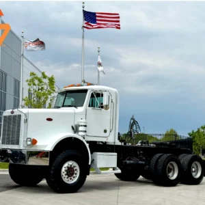 1999 PETERBILT 357